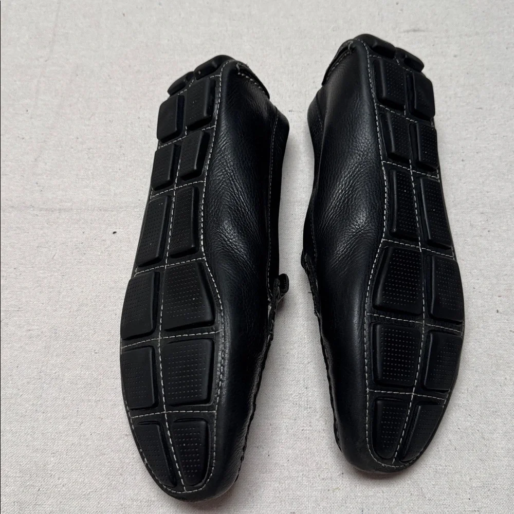 Cole Haan reposhing this